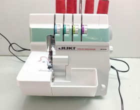 Máy vắt sổ gia đình 2 kim 4 ống chỉ 