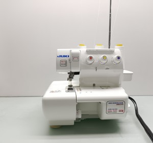 MÁY TRẦN ĐÈ GIA ĐÌNH JUKI BL 700 BABY LOCK (KANSAI LAI)NHẬT BẢN