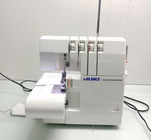 Máy vắt sổ gia đình 2 kim 4 ống chỉ 